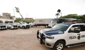 Entrega Gobierno 12 unidades al Ayuntamiento de Comalcalco, 7 son patrullas