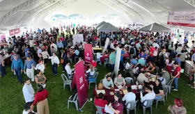 Presume May realizaci&oacute;n de su Jornada de Atenci&oacute;n al Pueblo n&uacute;mero 100, en su natal Comalcalco