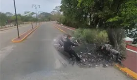 Rescatan a adulto mayor que cay&oacute; al Usumacinta desde el malec&oacute;n de Tenosique