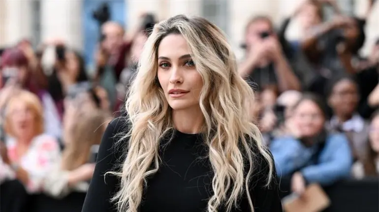 Paris Jackson arremete contra los albaceas de &acute;El Rey del Pop&acute;