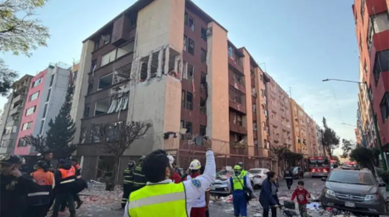 Explosi&oacute;n por acumulaci&oacute;n de gas en Coyoac&aacute;n deja 5 heridos