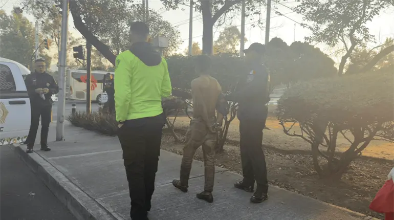 SSC-CDMX detiene a sujeto por desollar a un perro en la Alcald&iacute;a GAM