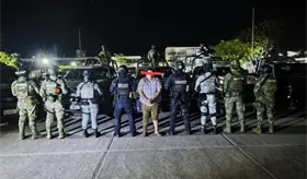 Aseguran a chofer de Uber que formaba parte de banda de asaltantes a comercios en Centro