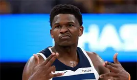 Anthony Edwards, tercer jugador m&aacute;s joven en llegar a 10 mil puntos en NBA