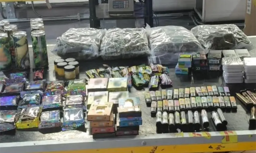 Decomisan droga y más de mil vapeadores en Aeropuerto Internacional de Querétaro