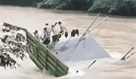 Sobreviven 8 docentes a naufragio en Oaxaca