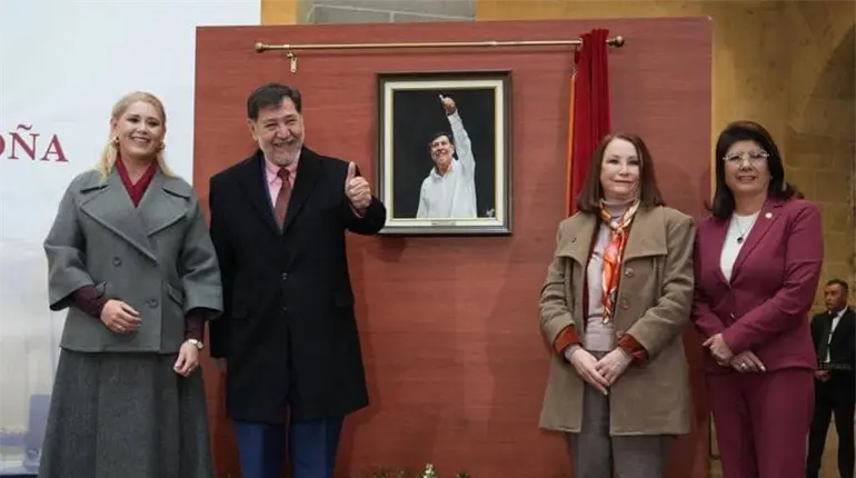 Inmortalizan a Noro&ntilde;a; develan retrato oficial como presidente del Senado