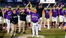 Rieleros ratifica a Enrique &acute;Che&acute; Reyes como manager