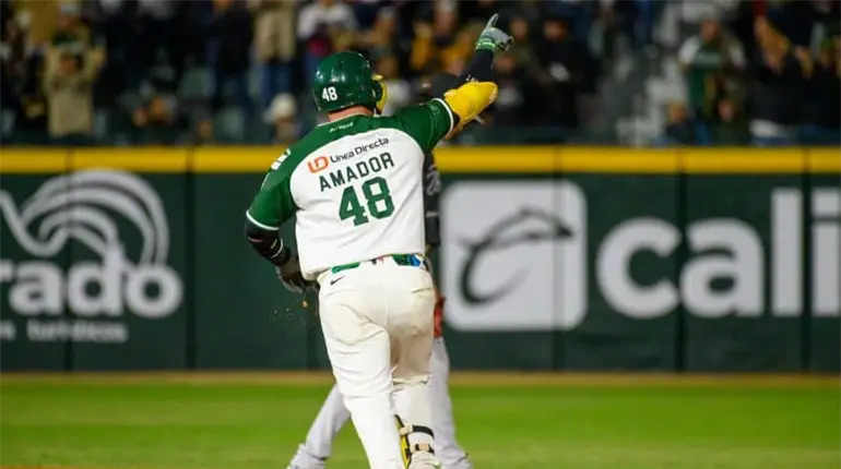 Amador, &acute;Haper&acute; Gamboa, &acute;Lupe&acute; Ch&aacute;vez y Foster jugar&aacute;n con &Aacute;guilas Cibae&ntilde;as en Rep&uacute;blica Dominicana