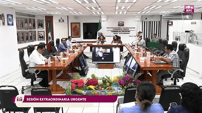 Comisi&oacute;n del IEPCT batea denuncia de Morena contra espectaculares del PRD