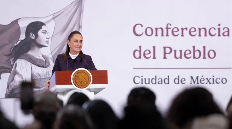 Felicita Sheinbaum a estudiante veracruzana finalista en el Mundial de Educaci&oacute;n 2025
