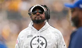 Mike Tomlin renuncia como entrenador en jefe de Steelers tras 19 a&ntilde;os en el cargo