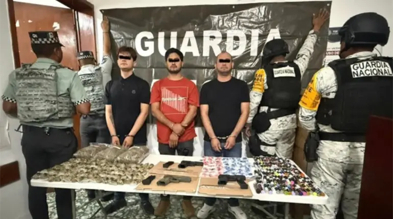 Detienen en Chiapas a 3 presuntos miembros del Cartel de Sinaloa con armas, drogas y dinero en efectivo