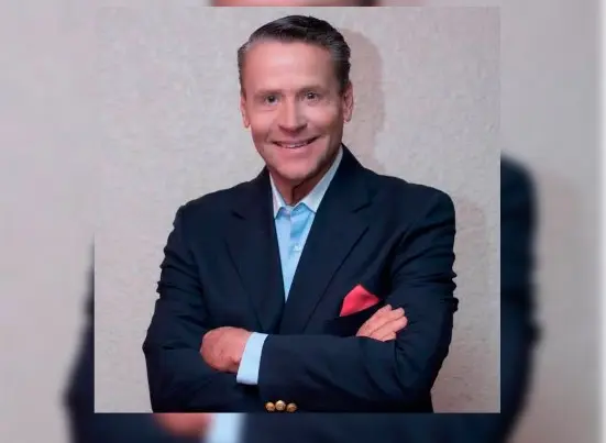 Juez ordena arresto administrativo contra Alfredo Adame tras denuncia de su expareja