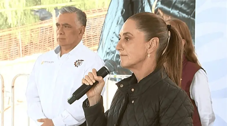 Benito Ju&aacute;rez inici&oacute; la independencia, responden estudiantes a Sheinbaum durante entrega de becas Rita Cetina