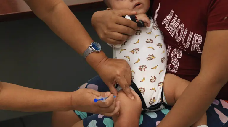 Insiste Salud Tabasco en llamado a vacunarse contra sarampi&oacute;n