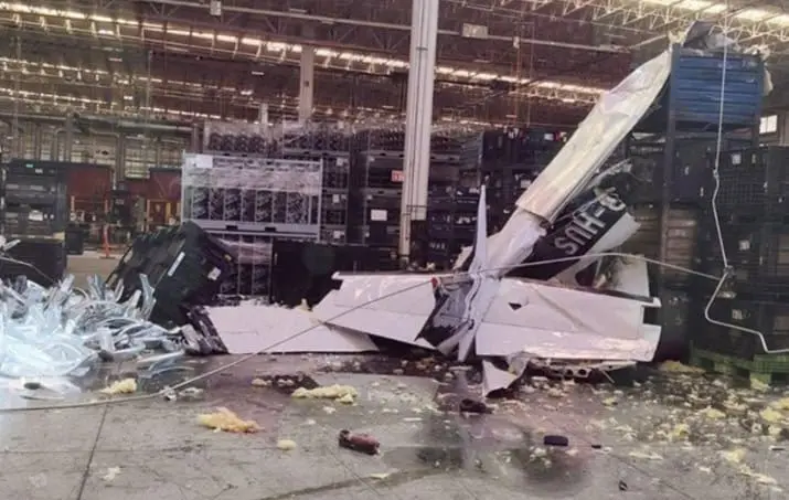 Desplome de avioneta deja 2 heridos en Coahuila