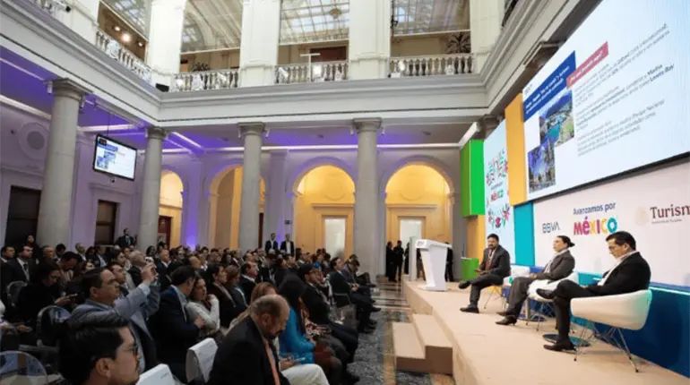 Durante el 2025 ingresaron a M&eacute;xico 48 millones de turistas, informa Sectur