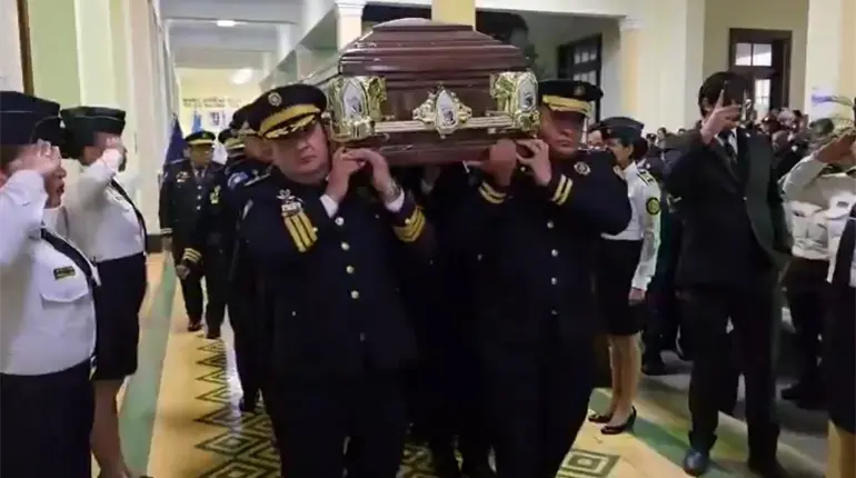 Suman 9 los polic&iacute;as muertos en Guatemala tras ataques se pandilleros