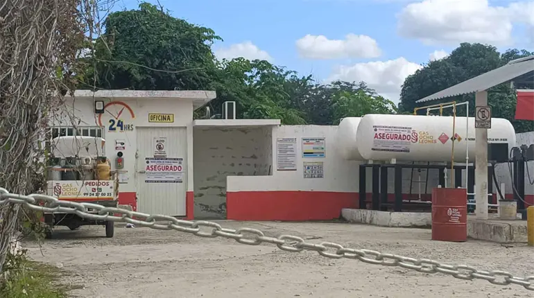 Asegura FGR otra gasera en la colonia Jos&eacute; Mar&iacute;a Pino Su&aacute;rez, Centro