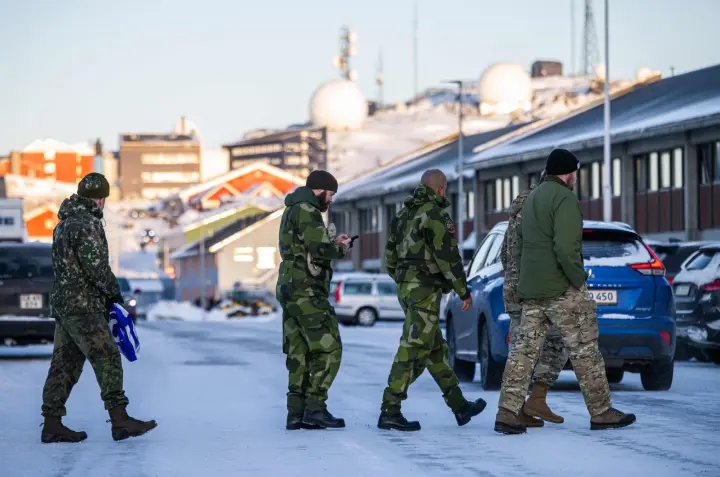 Env&iacute;a Dinamarca unidad militar de &eacute;lite a Groenlandia