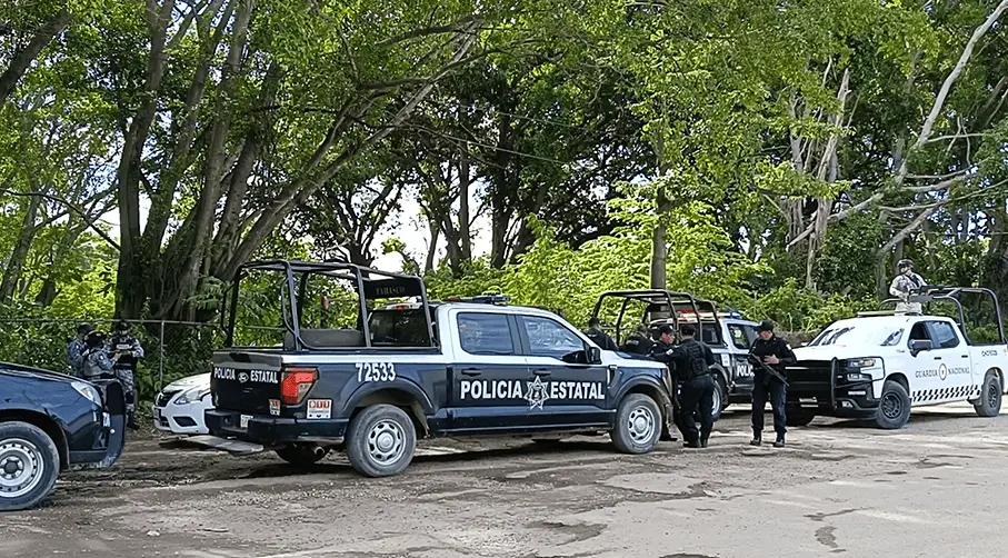 Atacan a balazos a taxista en Ciudad Industrial; conductor resulta ileso