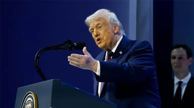 Aprecio mucho a Corina Machado, pero Delcy ha mostrado liderazgo: Trump