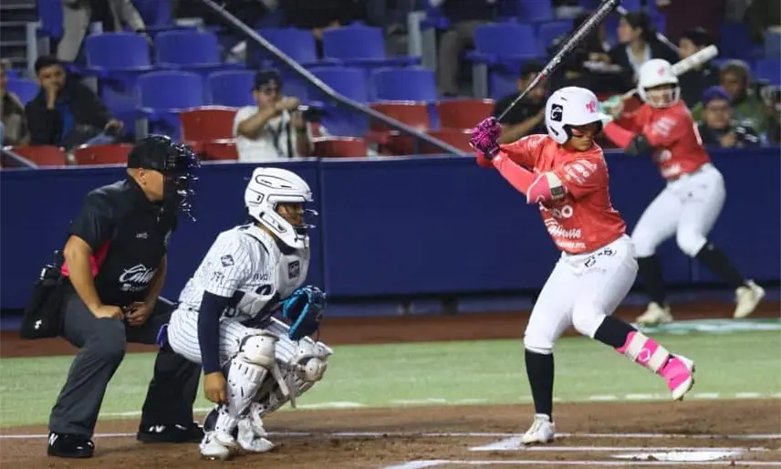 Con home run de Wakako Chikamoto, Las Olmecas inician temporada con victoria frente a Sultanes