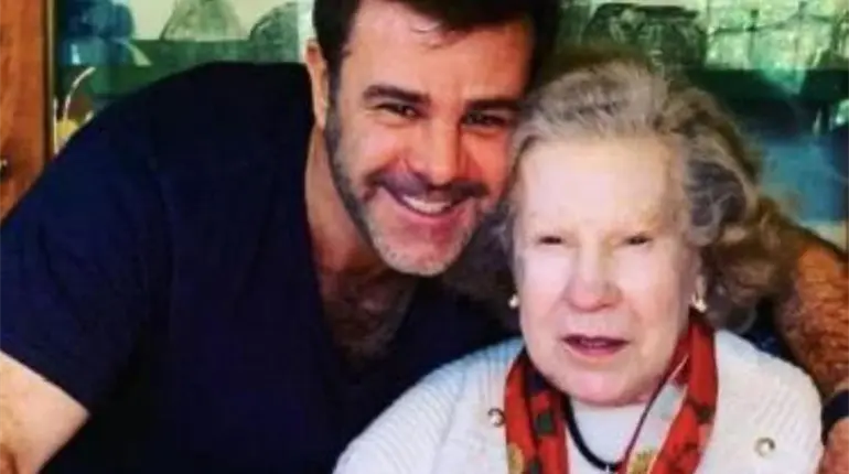 Fallece mam&aacute; del actor y cantante Eduardo Capetillo