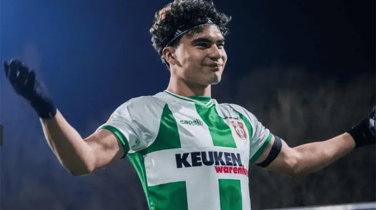 El mexicano Stephano Carrillo marca su primer gol en Europa con el Dordrecht