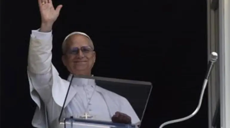 Reza Le&oacute;n XIV para que haya paz en regiones donde se lucha por intereses ajenos a los del pueblo