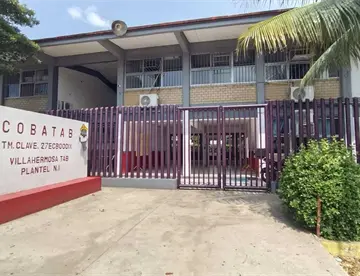 Cobatab presume casi 90% de eficiencia terminal; deserción no supera el 5%