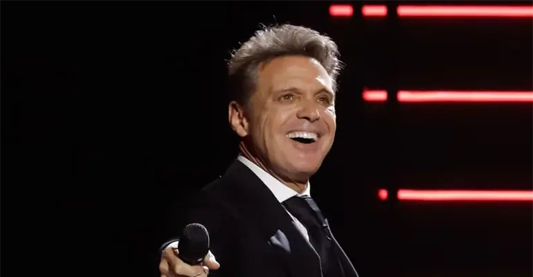 Luis Miguel disfruta cena privada en exclusivo restaurante de Nueva York