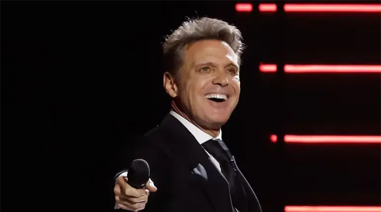 Luis Miguel disfruta cena privada en exclusivo restaurante de Nueva York