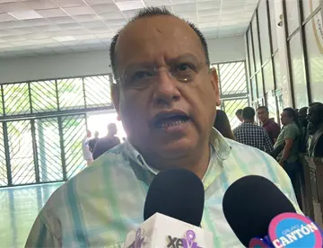 “Afecta en los bolsillos”. PT externa desacuerdo con alza al pasaje