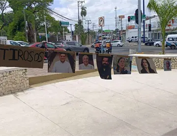 Colocan tendedero de “mentirosos” con fotos de involucrados en el Villahermosa 2030