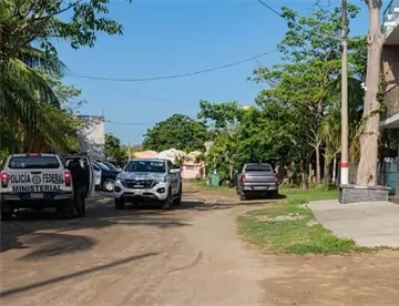 Operativo enjambre en Paraíso deja 8 detenidos, armas, vehículos y otros aseguramientos Operativo enjambre en Paraíso deja 8 detenidos, armas, vehículos y otros aseguramientos
