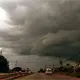 Prev&eacute;n chubascos de hasta 25 mil&iacute;metros en Tabasco para este lunes
