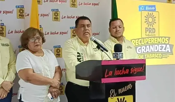 May est&aacute; reprobado, no se le puede dar 10: PRD tras calificaci&oacute;n de Sheinbaum