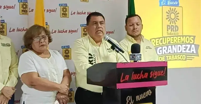 May est&aacute; reprobado, no se le puede dar 10: PRD tras calificaci&oacute;n de Sheinbaum