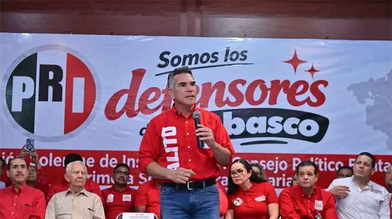 "Si May quiere confrontar a partidos que deje la gubernatura y se vaya a Morena": Alito