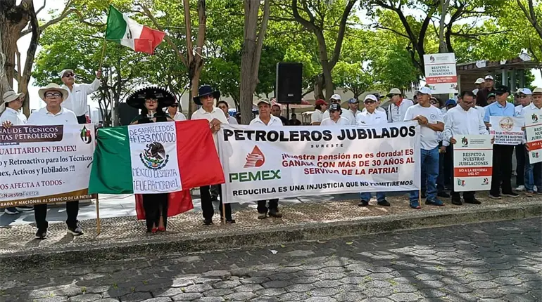Con nueva protesta, jubilados piden descartar retroactividad que afecta sus pensiones y que estas se auditen