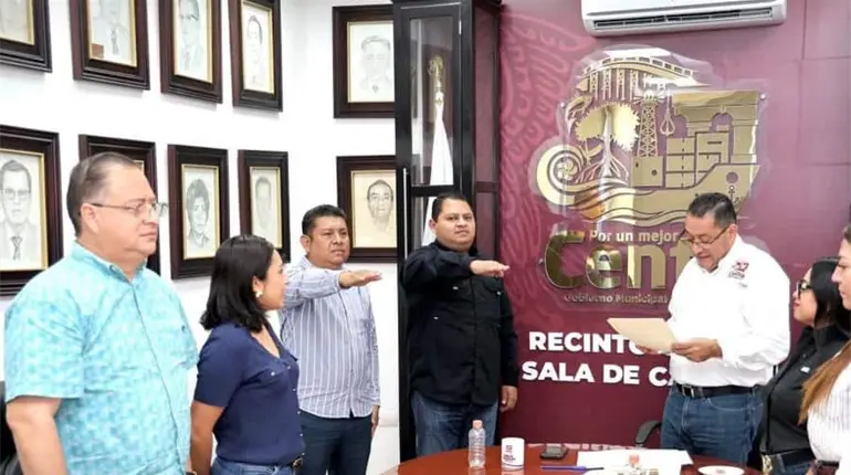 &iexcl;Cambios en el Ayuntamiento de Centla! Alcalde nombra nuevo secretario del Ayuntamiento y Contralor Municipal