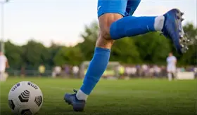 Investigan al futbol mexicano por pr&aacute;cticas monop&oacute;licas