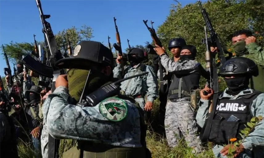 Más de 134 mil policías en México ganan menos que un sicario del CJNG: Inegi