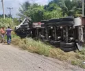 Vuelca unidad pesada en la Villahermosa-Frontera