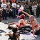 Estudiantes de la UAEM protestan contra los feminicidios durante desfile militar en Morelos