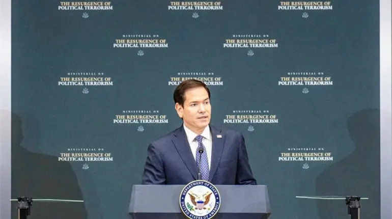 "El flagelo del narcoterrorismo ha obligado a los mexicanos a vivir con miedo", dice Marco Rubio al felicitar a M&eacute;xico