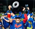 Jugadores de Olmecas agradecidos con la afici&oacute;n por su apoyo durante toda la temporada