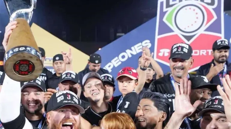 Horacio de la Vega felicita a Toros de Tijuana por el t&iacute;tulo de la Serie del Rey 2026